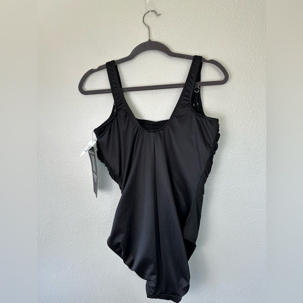 NWT** Miraclesuit DD-Cup Sideswipe One Piece Black Size 14DD - Picture 6 of 9